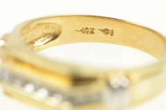 10K Yellow Gold 0.20 Ctw Diamond Men's Vintage Wedding Ring