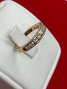 14K YELLOW GOLD AND DIAMOND WEDDING BAND