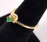 Delightful Emerald Ring in 14K Yellow Gold