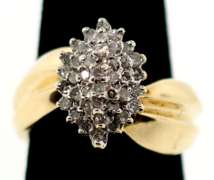 Gorgeous 10k Gold Diamond Cluster Ring