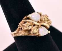 Gorgeous Leaf and Vine Opal Ring in 14K Yellow Gold