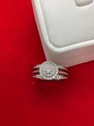 CERTIFIED LADIES PLATINUM AND DIAMOND RING