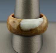 Very unique all natural 47.08ct Jadite Jade ring