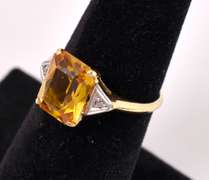Stunning Citrine and Diamond Ring in 14K Yellow Gold