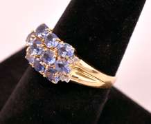 Lovely Purple Sapphire Ring in 14K Yellow Gold