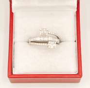 18kt Solid White Gold & Diamond Ring