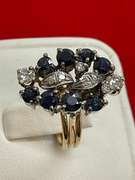 LADIES 14K GOLD DIAMOND AND SAPPHIRE VINTAGE RING