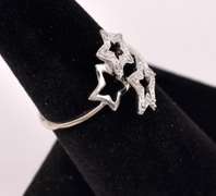 Spectacular Diamond Star Ring in White Gold