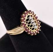 Brilliant Ruby and Diamond Ring in Yellow Gold