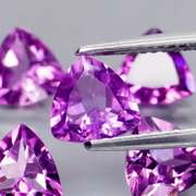Tremendous 5.32ct 7x7mm real Bolivian Amethyst set