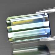 Simply spectacular bi-color 3.19ct Tanzanite