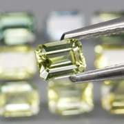 Heated only! 2.75ct emerald cut Sapphire set