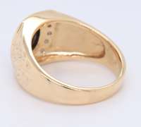 Attractive Yellow Gold oval Onyx Halo Diamond Nugg Ring