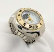 Retro 1980s Bonetto Quartz Moon Dial Finger Watch