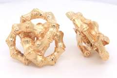 Delightful Yellow Gold Interlocking Bamboo Circle Earrings