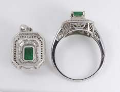 Stunning White Gold Emerald Ring & Pendant