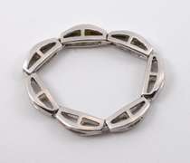 Unusual 14k WG Diamond Link Ring