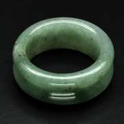 Stunning all natural 32.60ct Jadite Jade ring