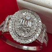 CERTIFIED 14K WHITE GOLD AND DIAMOND RING