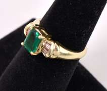 Incredible Emerald and Diamond Ring in Yellow Gold