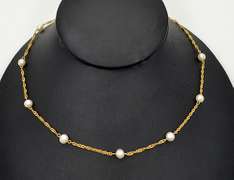 Vintage Marked 750 18K Yellow Gold Chain Necklace With Cultured Pearls