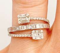18kt Solid White Gold & Diamond Ring