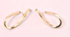 Amazing Twisting Hoop Earrings in 14K Yellow Gold