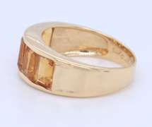 Dreamy Yellow Gold Baguette Cut Citrine Band