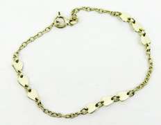 Pretty & Petite Sterling Silver Heart Bracelet