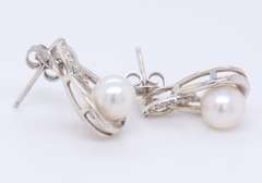 925 Sterling Silver Pearl and Diamond Earrings