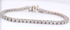 Romantic White Gold 2.50ctw Diamond Tennis Bracelet