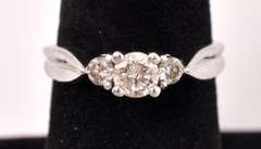 Ravishing Diamond Ring in Platinum