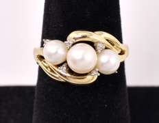 Wonderful Three Pearl and Diamond Ring in Yellow Gold
