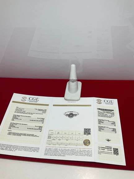 CERTIFIED BRAND NEW 14K WHITE GOLD DIAMOND ENGAGEMENT RING