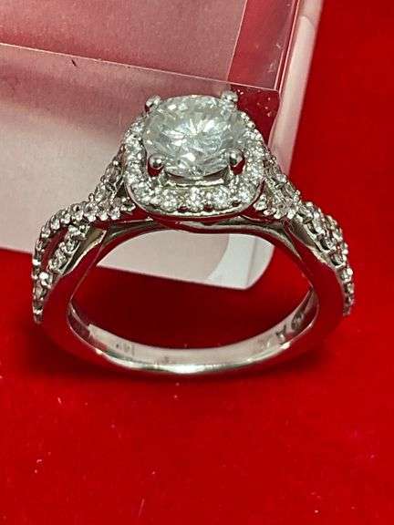 CERTIFIED 14K WHITE GOLD AND DIAMOND ENGAGEMENT RING