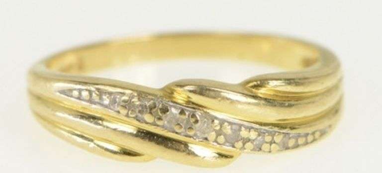 14K Yellow Gold Simple Diamond Classic Wedding Band Ring