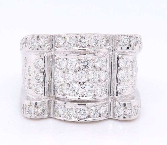 Incredible 18kt White Gold 2ctw Scalloped Wide Diamond Band