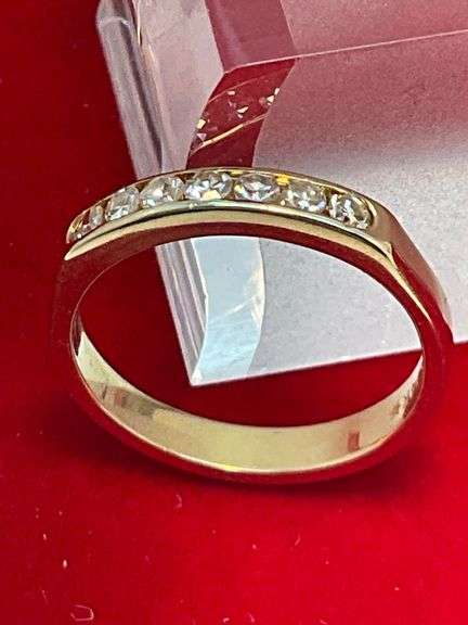 LADIES 14K YELLOW GOLD AND DIAMOND BAND