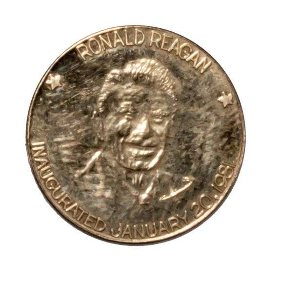 1981 Danbury Mint 10 K Gold Medal Coin