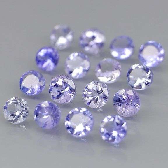 Heavy flashing 3.03ct diamond cut Tanzanite set