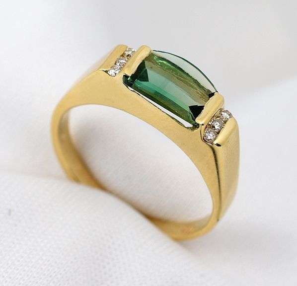 Contemporary 14K Green Tourmaline Ring