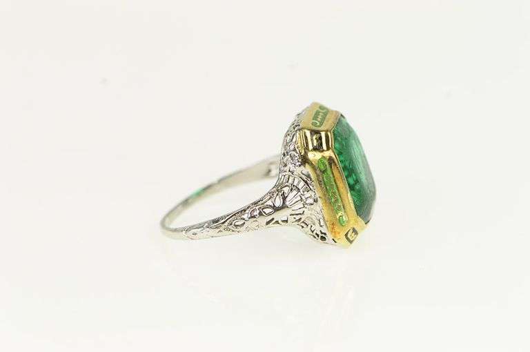 14K White Gold Art Deco Sim. Emerald Filigree Enamel Ring