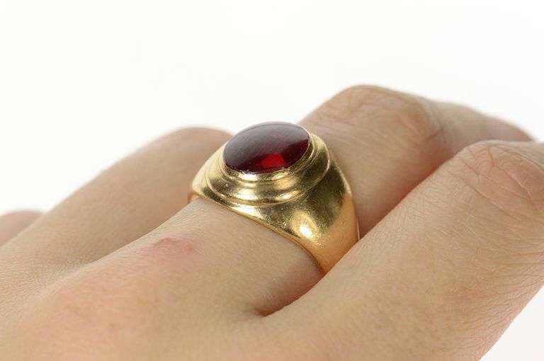 10K Yellow Gold Oval Syn. Ruby Retro Men's Statement Ring
