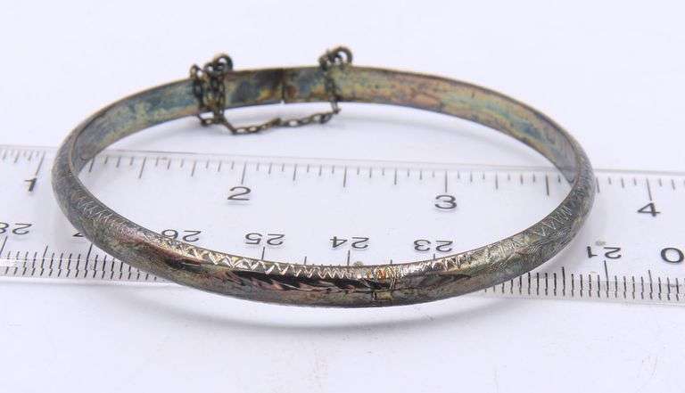 Group Lot of Vintage 925 Sterling Silver Bangles