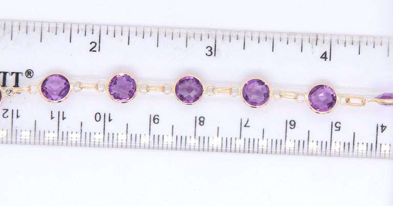14kt Yellow gold 8ctw Amethyst link bracelet