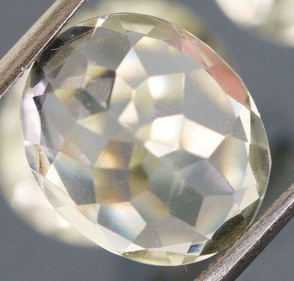 Brilliant 16.18ct natural platinum green Amethyst set