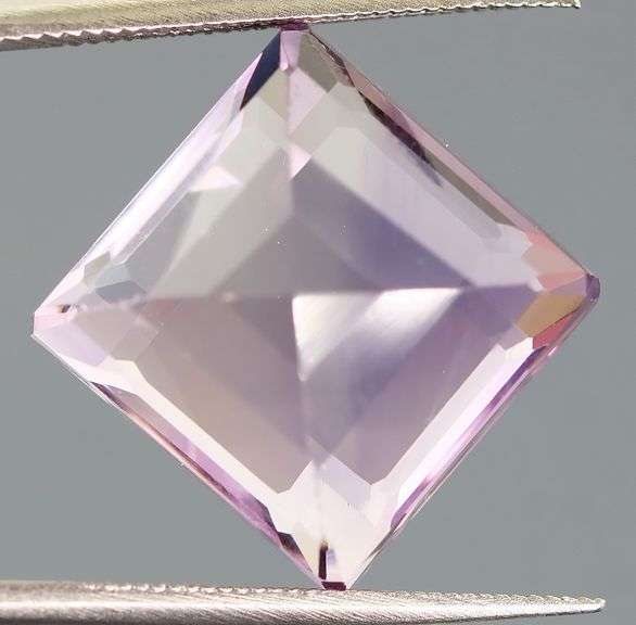 Bright violet 11.28ct square cut Amethyst