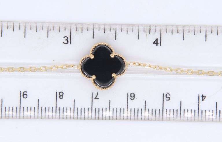 14Kt Yellow gold black onyx clover bracelet