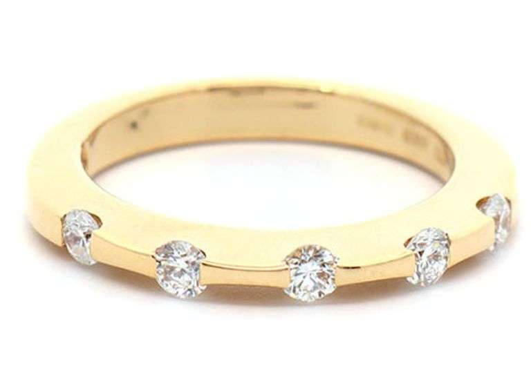 Roberto Coin Classica Parisienne Five Diamond Ring in 18K