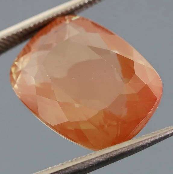Glorious! 8.97ct color shifting peach and green Andesine
